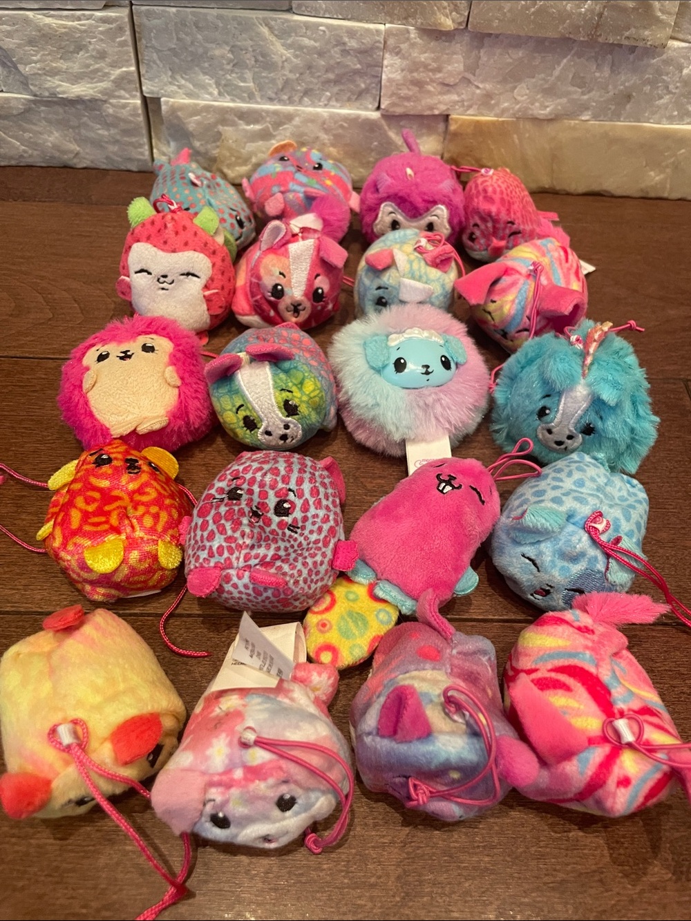 Pikmi Pops collection